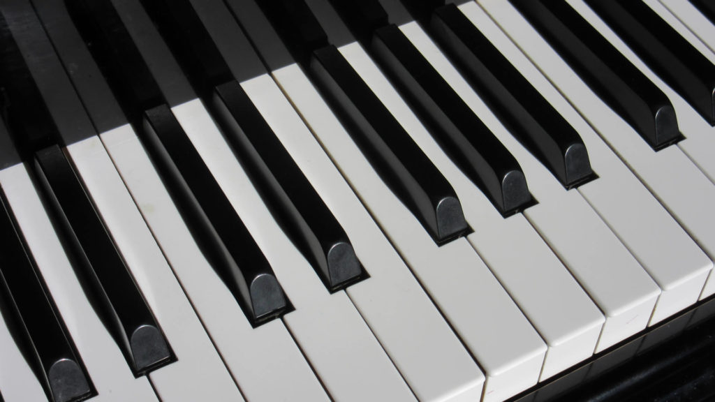 piano-keys